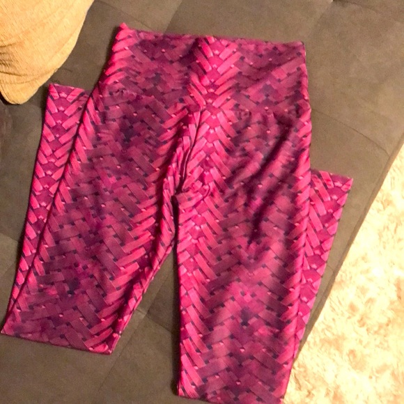 Butt lift Yoga Pants 5/20$ - Picture 2 of 6